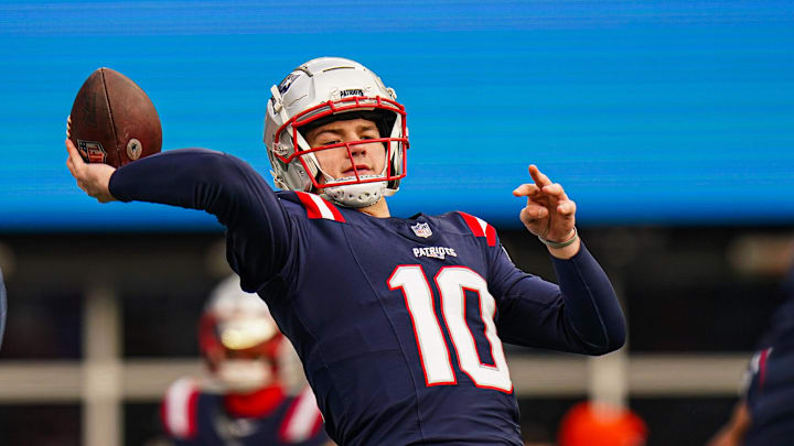 Jan 5, 2025; Foxborough, Massachusetts, USA; New England Patriots quarterback Drake Maye (10) warms up before the start of the game against the Buffalo Bills at Gillette Stadium. Mandatory Credit: David Butler II-Imagn Images