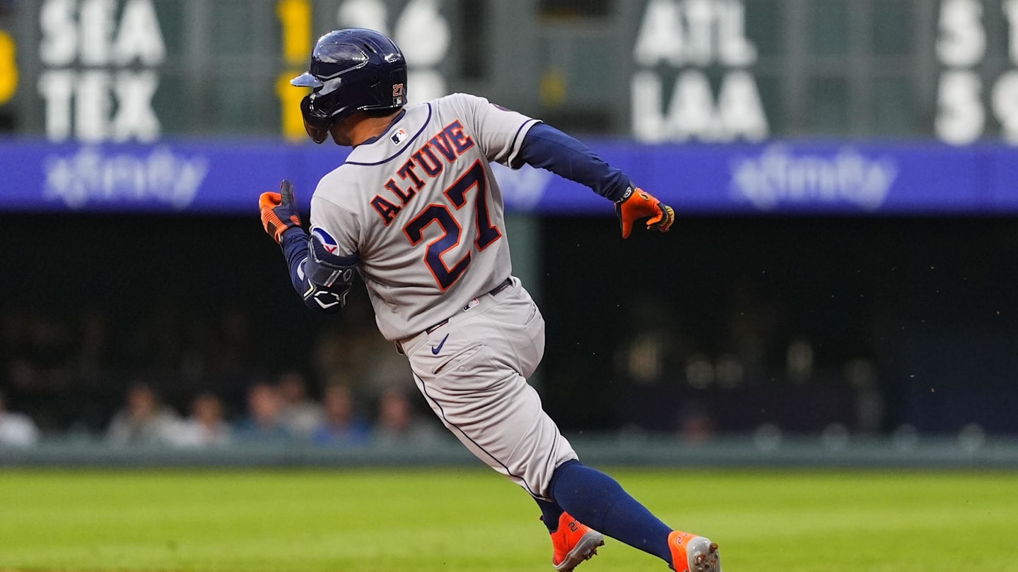 Hot Start Pushes Jose Altuve Into Another Historic Milestone