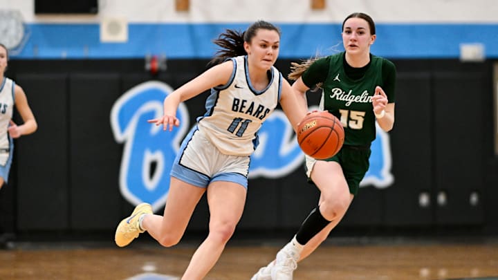Eden Sander, 11, and the No. 1 Central Valley girls are in the Class 3A girls semifinals Friday.