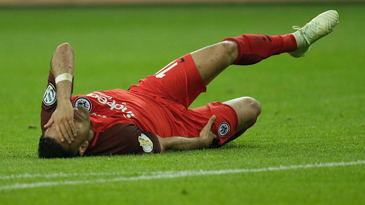 Schalke 04 v Eintracht Frankfurt - German DFB Pokal