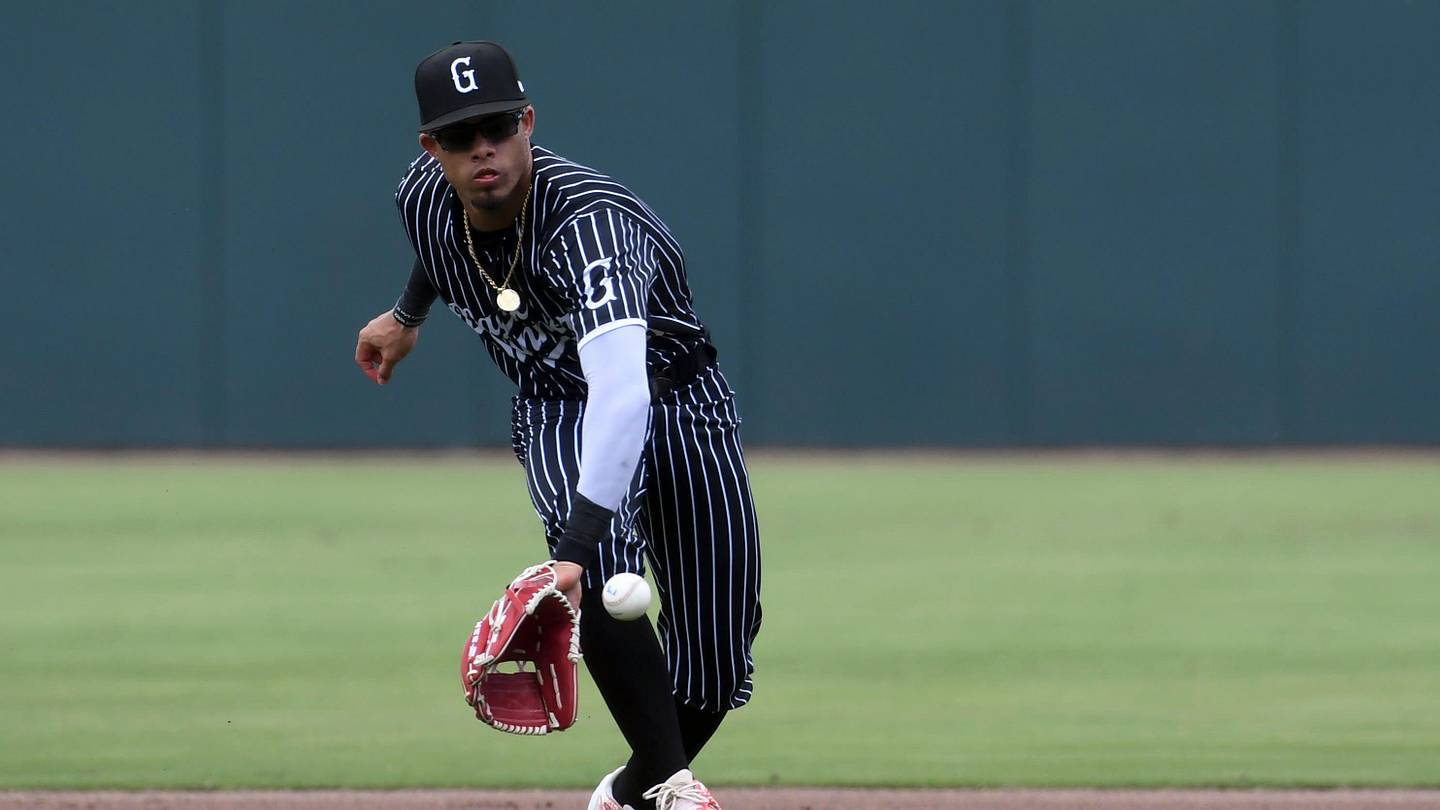 Red Sox's Franklin Arias Spoils Double-A Debut of Phillies Pitching Prospect