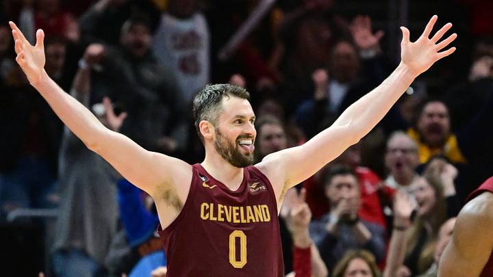 Jan 2, 2023; Cleveland, Ohio, USA; Cleveland Cavaliers forward Kevin Love (0) celebrates after guard Donovan Mitchell (not pictured) hit a three point basket during overtime against the Chicago Bulls at Rocket Mortgage FieldHouse. Mandatory Credit: Ken Blaze-USA TODAY Sports Jan 2, 2023; Cleveland, Ohio, USA; Cleveland Cavaliers forward Kevin Love (0) celebrates after guard Donovan Mitchell (not pictured) hit a three point basket during overtime against the Chicago Bulls at Rocket Mortgage FieldHouse. Mandatory Credit: Ken Blaze-USA TODAY Sports