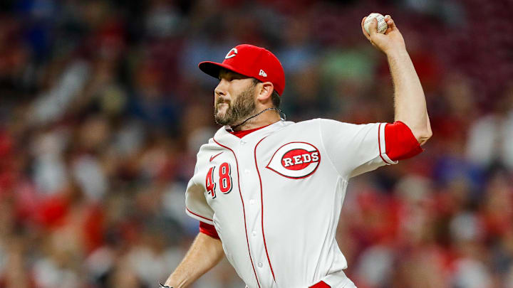 Aug 15, 2023; Cincinnati, Ohio, USA; Cincinnati Reds relief pitcher Alex Young (48) pitches against the Cleveland Guardians in the eighth inning at Great American Ball Park. Mandatory Credit: Katie Stratman-Imagn Images Aug 15, 2023; Cincinnati, Ohio, USA; Cincinnati Reds relief pitcher Alex Young (48) pitches against the Cleveland Guardians in the eighth inning at Great American Ball Park. Mandatory Credit: Katie Stratman-Imagn Images
