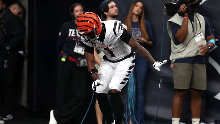 Sep 20, 2026; Houston, Texas, USA; Cincinnati Bengals wide receiver Ja'Marr Chase (1) reacts after making a touchdown catch against the Houston Texans during the second quarter at Reliant Stadium. Mandatory Credit: Thomas Shea-Imagn Images Sep 20, 2026; Houston, Texas, USA; Cincinnati Bengals wide receiver Ja'Marr Chase (1) reacts after making a touchdown catch against the Houston Texans during the second quarter at Reliant Stadium. Mandatory Credit: Thomas Shea-Imagn Images