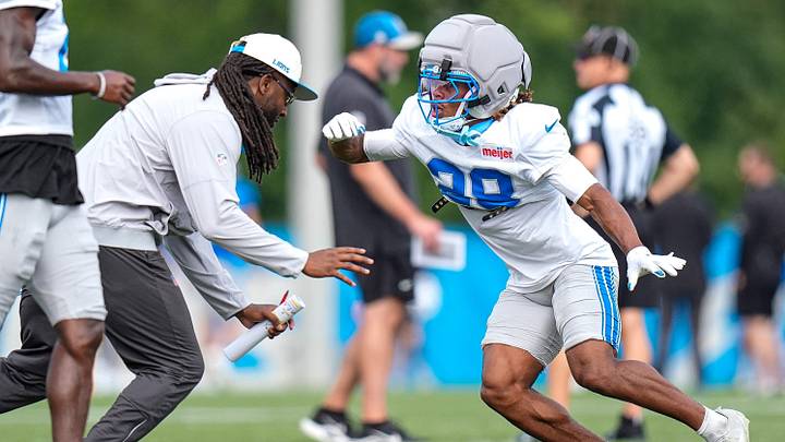 Detroit Lions cornerback Keith Abney II (28) practices with defensive coordinator Kelvin Sheppard during training camp at Meijer Performance Center in Allen Park on Monday, August 10, 2026. Detroit Lions cornerback Keith Abney II (28) practices with defensive coordinator Kelvin Sheppard during training camp at Meijer Performance Center in Allen Park on Monday, August 10, 2026.