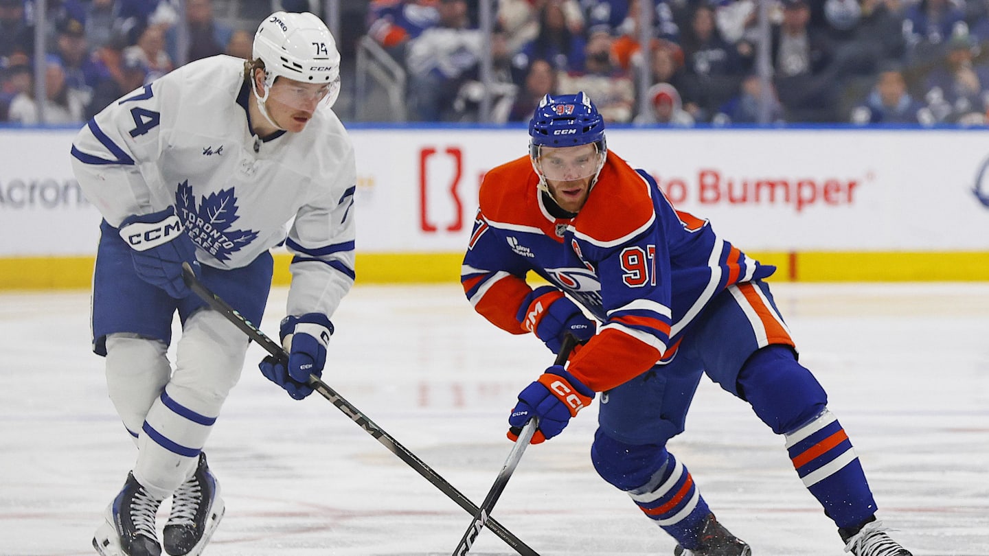 Ex-Leaf Bobby McMann explains why Toronto is one of hockey's toughest markets