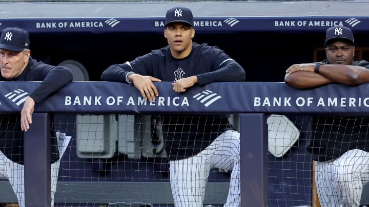 Jun 7, 2024; Bronx, New York, USA; New York Yankees right fielder Juan Soto (22) watches from the bench during the third inning against the Los Angeles Dodgers at Yankee Stadium. Mandatory Credit: Brad Penner-USA TODAY Sports Jun 7, 2024; Bronx, New York, USA; New York Yankees right fielder Juan Soto (22) watches from the bench during the third inning against the Los Angeles Dodgers at Yankee Stadium. Mandatory Credit: Brad Penner-USA TODAY Sports
