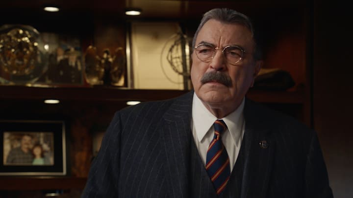 “Life Sentence” – The Reagans’ professional lives converge when an allegation of jury tampering against Erin intertwines with Danny and Baez’s homicide case and Eddie’s bond to a child murder witness; Frank clashes with his friend and confidant Archbishop Kearns over the death penalty; and when Jamie’s car is stolen, he joins forces with his nephew, Joe Hill, to recover it. Stacy Keach, Peter Hermann and Will Hochman guest star on the 14th season, part two premiere of BLUE BLOODS, Friday, Oct.