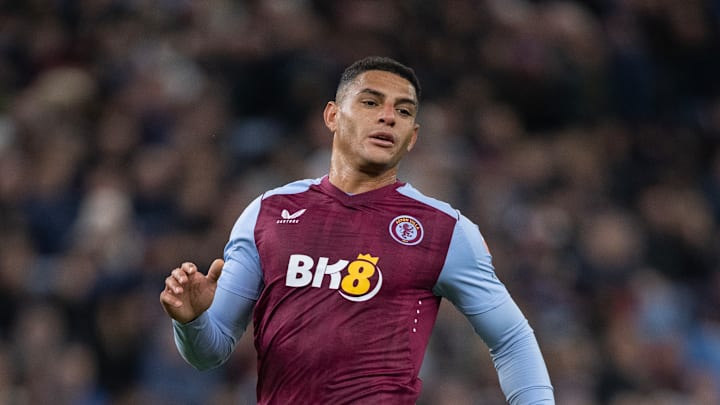 Aston Villa v Manchester United - Premier League