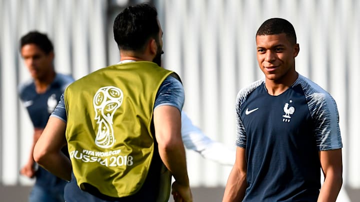 Adil Rami voit Mbappé Ballon d'Or