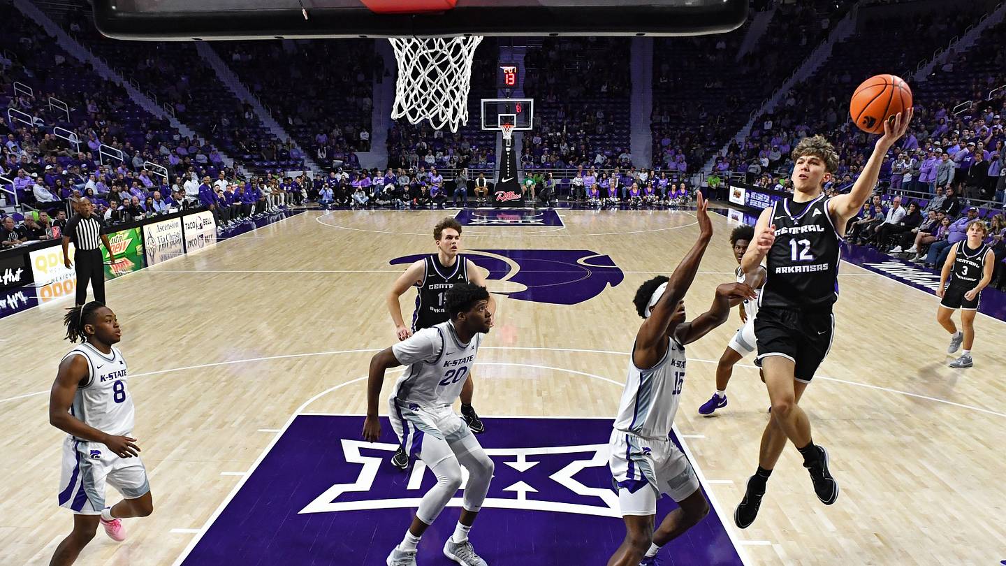 Wildcats release nonconference schedule as Coach Tang faces defining year