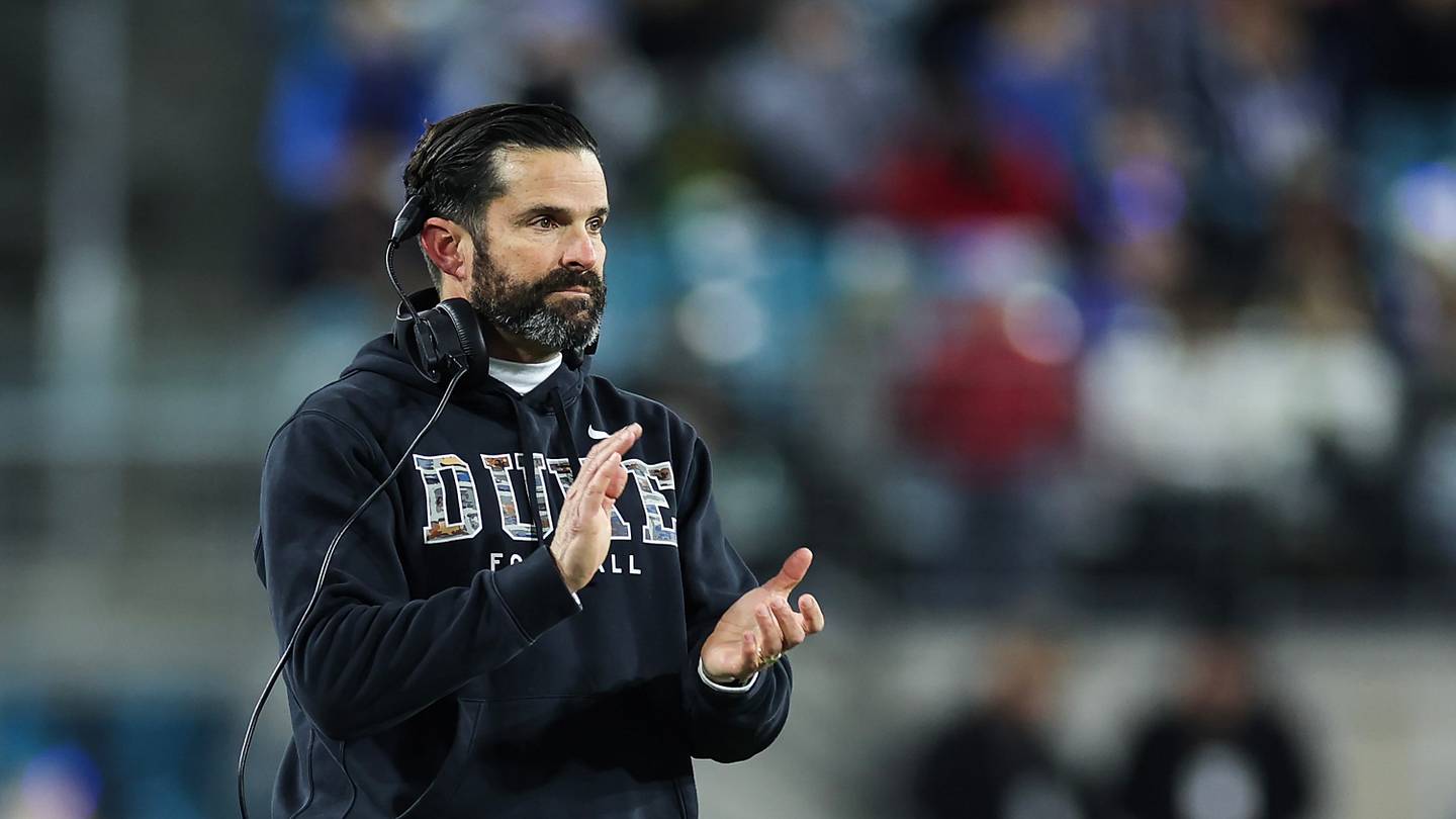 Manny Diaz coaching Duke football