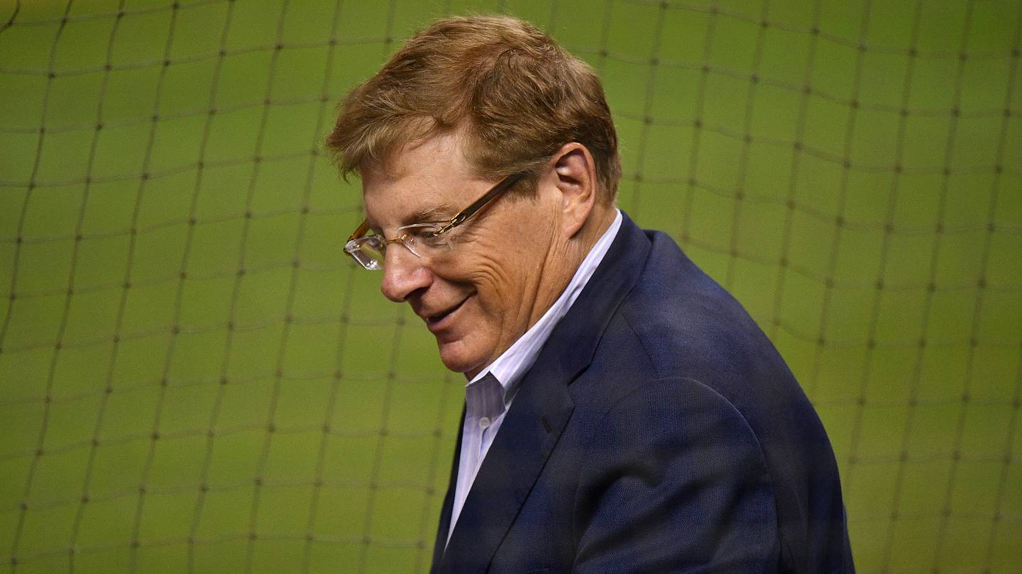 Marlins Struggle Amid Payroll Cuts and Injuries