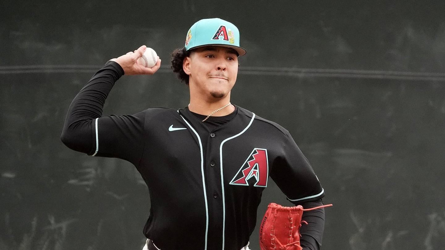 Promising Young D-backs Pitcher to Have Season-Ending Shoulder Surgery