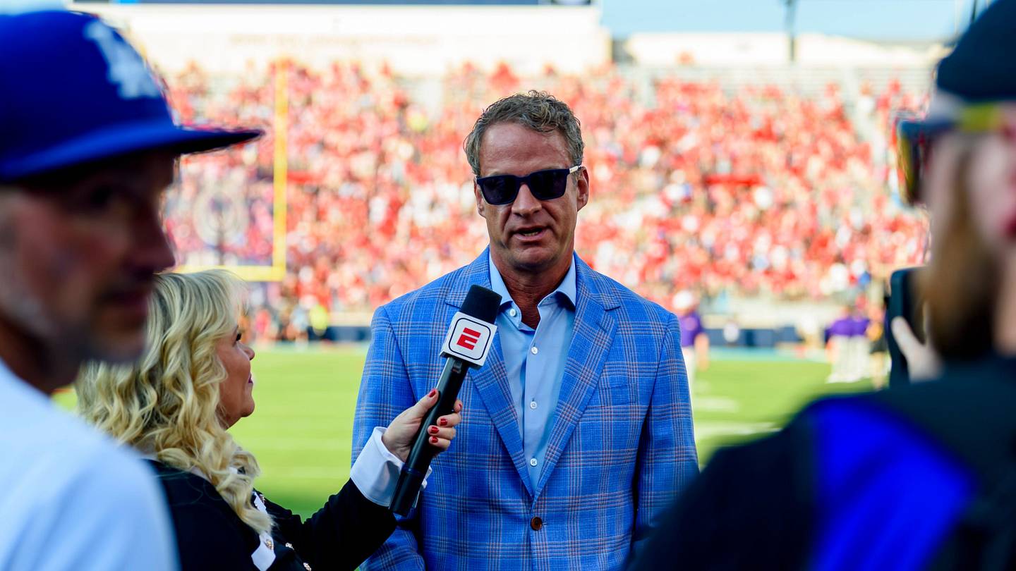Lane Kiffin's Concerning Road Stat Resurfaces After LSU Falls at Ole Miss