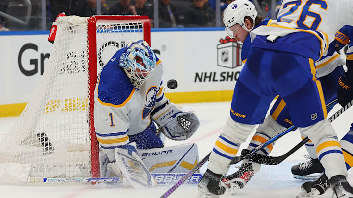 Buffalo Sabres v St Louis Blues