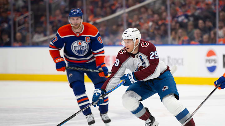 Colorado Avalanche v Edmonton Oilers