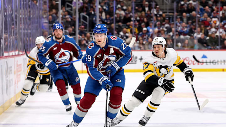 Pittsburgh Penguins v Colorado Avalanche