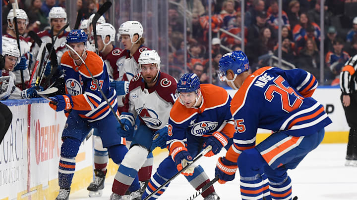 Colorado Avalanche v Edmonton Oilers