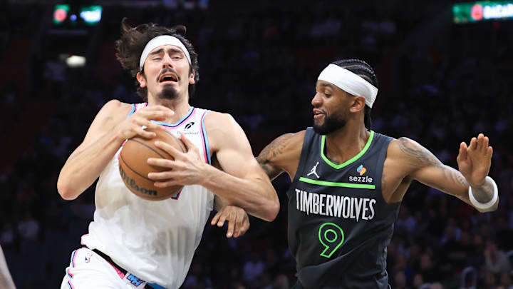 Minnesota Timberwolves v Miami Heat