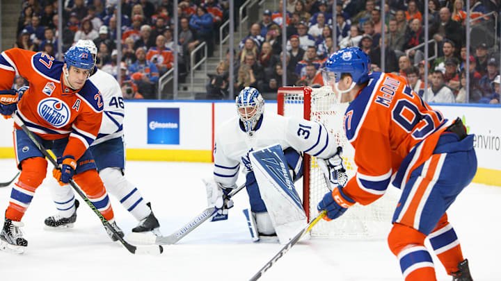 Toronto Maple Leafs v Edmonton Oilers