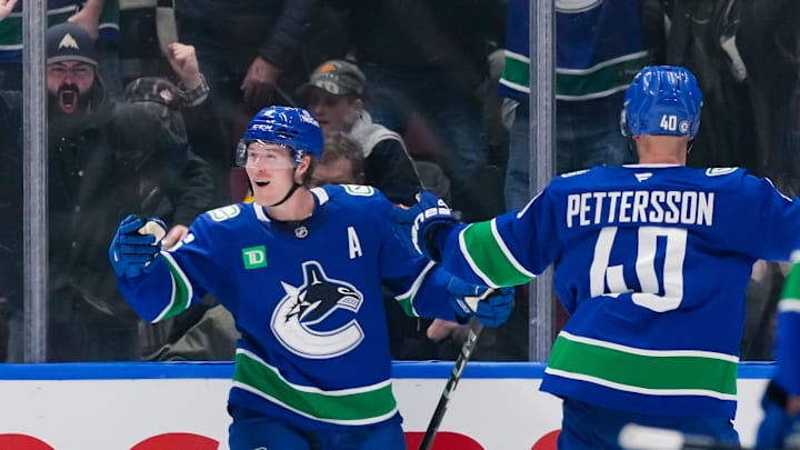 Colorado Avalanche v Vancouver Canucks