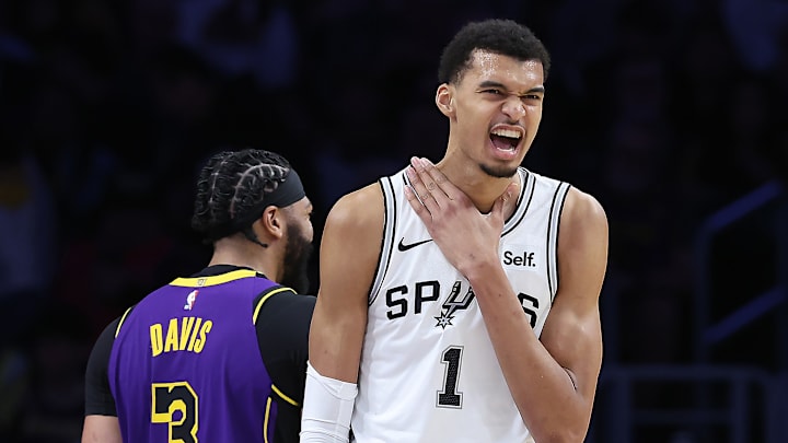 Wembanyama consiguió 27 puntos ante los Lakers