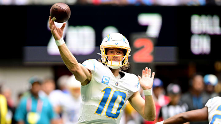 Los Angeles Chargers v Atlanta Falcons