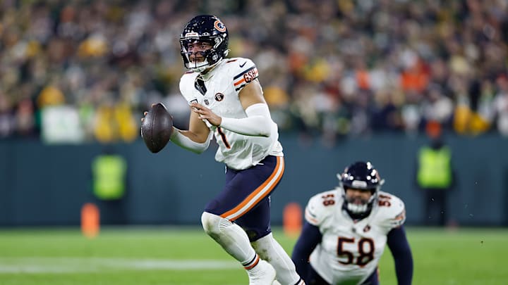 Chicago Bears v Green Bay Packers