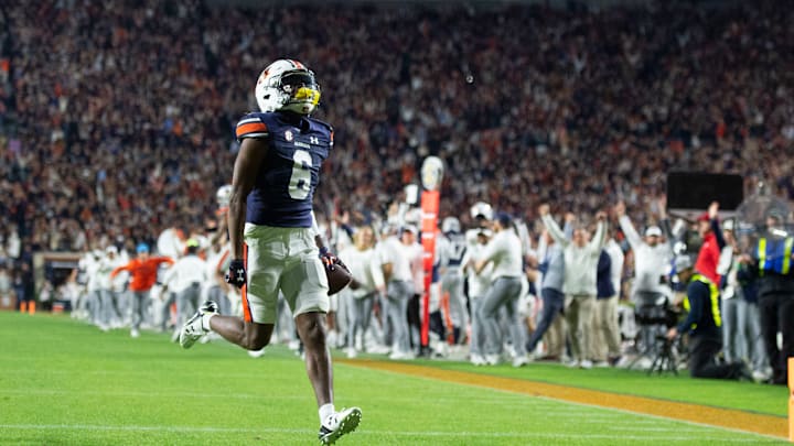 Alabama v Auburn
