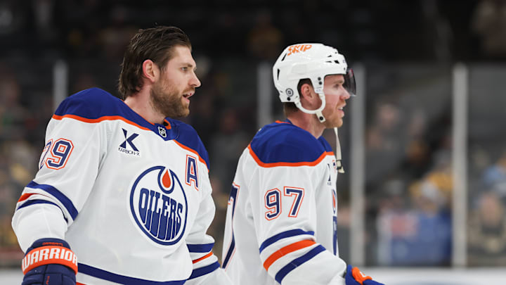 Edmonton Oilers v Boston Bruins