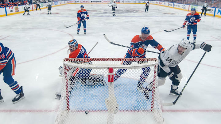 Los Angeles Kings v Edmonton Oilers