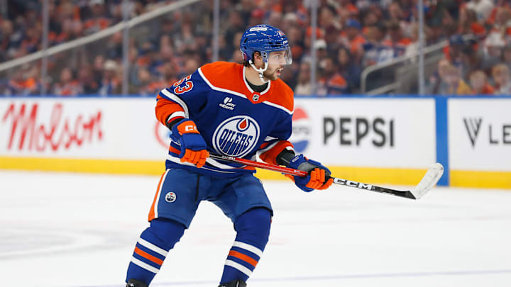 Calgary Flames v Edmonton Oilers Calgary Flames v Edmonton Oilers