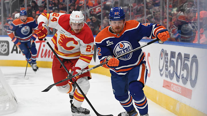 Calgary Flames v Edmonton Oilers