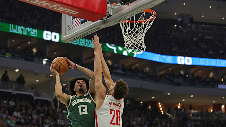 Houston Rockets v Milwaukee Bucks