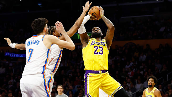 Oklahoma City Thunder v Los Angeles Lakers
