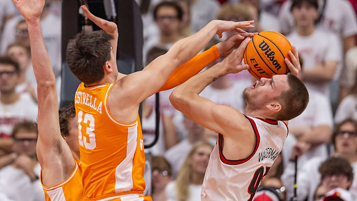Tennessee v Louisville