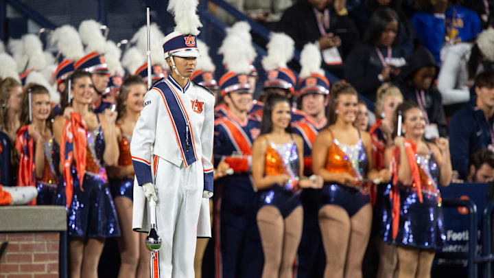 Kentucky v Auburn Kentucky v Auburn