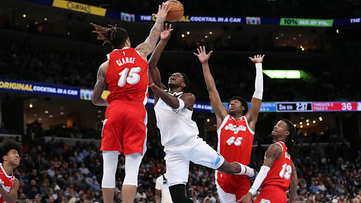 Minnesota Timberwolves v Memphis Grizzlies