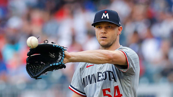 Minnesota Twins v Atlanta Braves