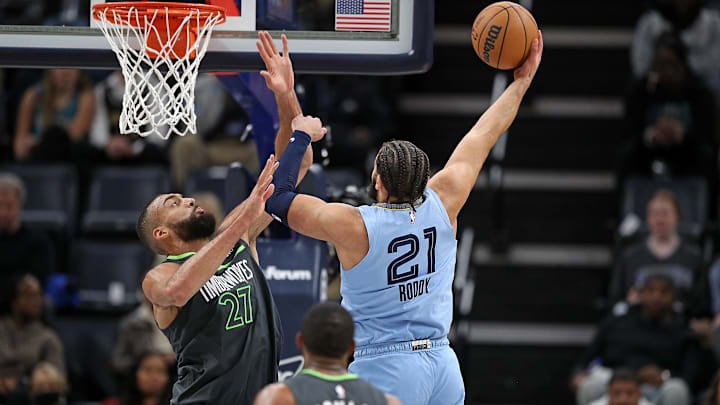 Minnesota Timberwolves v Memphis Grizzlies