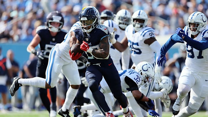 Indianapolis Colts v Tennessee Titans