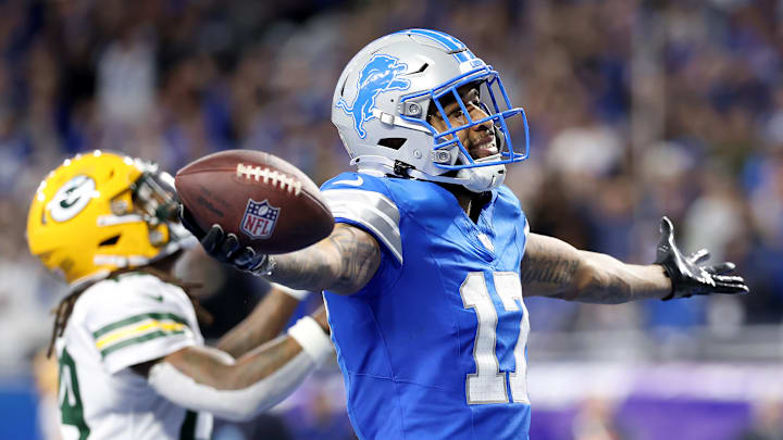 Green Bay Packers v Detroit Lions