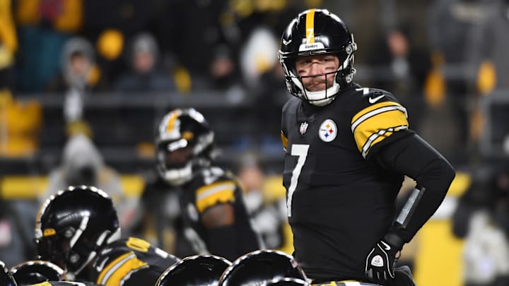 Cleveland Browns v Pittsburgh Steelers