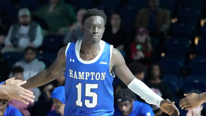 Hampton v Elon