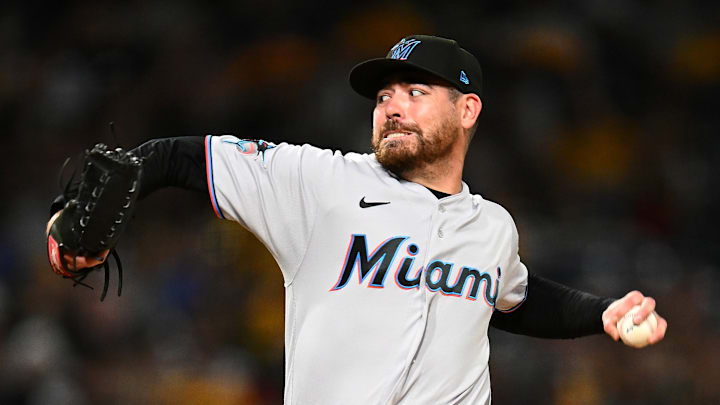 Miami Marlins v Pittsburgh Pirates