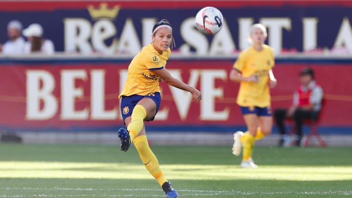 Claudia Zornoza in action for Utah Royals FC