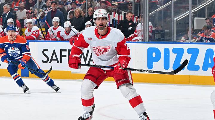 Detroit Red Wings v Edmonton Oilers