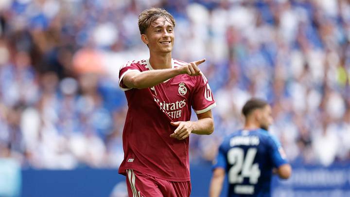 FC Schalke 04 v Real Madrid - Pre-Season Friendly FC Schalke 04 v Real Madrid - Pre-Season Friendly