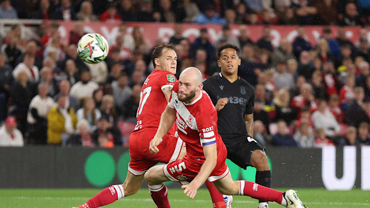 Million Manhoef Can't Stop Scoring for Stoke City